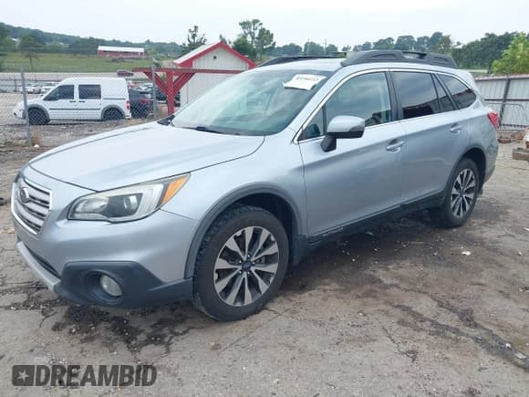 ✅ 2016 Subaru Outback Limited • VIN: 4S4BSENC2G3262187 • Lot: 43140233. Wystawiony na IAAI z przebiegiem 152 547 mil. Bezpłatny archiwum sprzedaży aukcyjnych z USA i szczegółowy raport historii pojazdu na DreamBid. Zdjęcie 17.