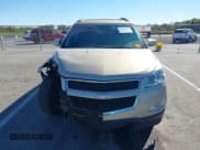✅ 2010 Chevrolet Traverse 1LT • VIN: 1GNLRFED9AJ214666 • Lot: 43488021. Wystawiony na IAAI z przebiegiem 193 881 mil. Bezpłatny archiwum sprzedaży aukcyjnych z USA i szczegółowy raport historii pojazdu na DreamBid. Zdjęcie 12.