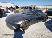 ✅ 2021 Aston Martin Vantage • VIN: SCFSMGBW1MGP05671 • Lot: 71882173. Wystawiony na Copart z przebiegiem 10 940 mil. Bezpłatny archiwum sprzedaży aukcyjnych z USA i szczegółowy raport historii pojazdu na DreamBid. Zdjęcie 1.