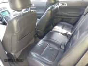 ✅ 2015 Ford Explorer XLT • VIN: 1FM5K8D81FGA13379 • Lot: 42275630. Wystawiony na IAAI z przebiegiem 169 545 mil. Bezpłatny archiwum sprzedaży aukcyjnych z USA i szczegółowy raport historii pojazdu na DreamBid. Zdjęcie 8.