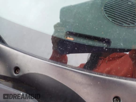 ✅ 2005 Chrysler Sebring • VIN: 1C3EL45R25N658042 • Lot: 42065438. Listed on IAAI with 196,769 mi. Free auction sales archive from the USA and detailed vehicle history report at DreamBid. Image 9.