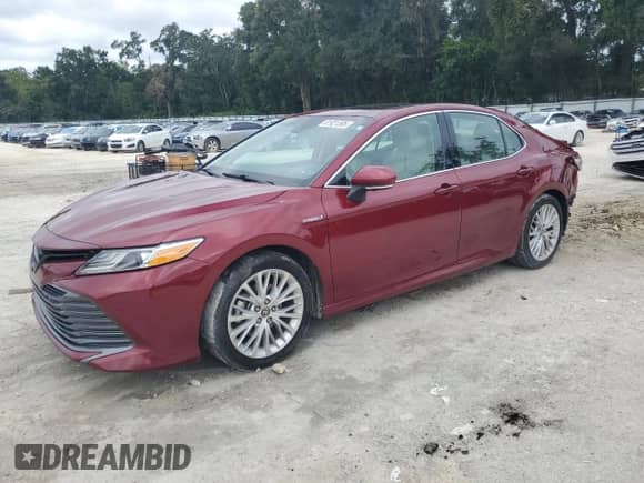 2020 Toyota Camry Hybrid XLE with VIN 4T1F31AK6LU013691, listed as a Copart auction lot 81921395 with 162,629 mi miles and Non repairable. Bid and sale history available at DreamBid. Image 1.
