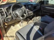 ✅ 2020 Ram 2500 Tradesman • VIN: 3C6MR4AJ6LG203861 • Lot: 70375475. Wystawiony na Copart z przebiegiem 168 332 mil. Bezpłatny archiwum sprzedaży aukcyjnych z USA i szczegółowy raport historii pojazdu na DreamBid. Zdjęcie 8.