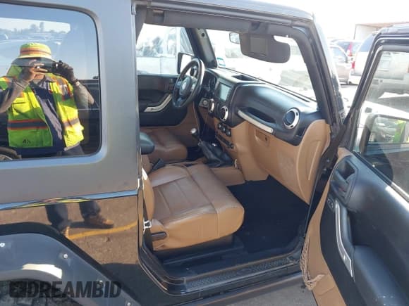 ✅ 2011 Jeep Wrangler Rubicon • VIN: 1J4HA6D18BL550788 • Лот: 43415447. Опубликован ранее на IAAI с пробегом 117 449 миль. Бесплатный доступ к архиву аукционных продаж из США и подробный отчёт об истории автомобиля на DreamBid. Изображение 5.