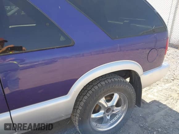 1995 Chevrolet Blazer с VIN 1GNCT18W8S2184847, выставлен на аукционе IAAI как лот 43132776 с пробегом 110 196 миль миль и . История ставок и продаж доступна на DreamBid. Изображение 6.