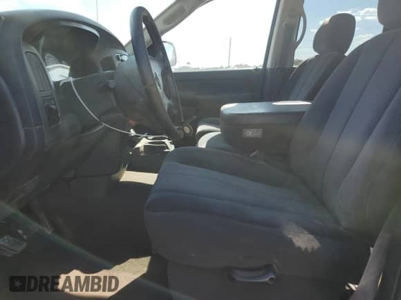 2002 Dodge 1500 z VIN 3D7HA18Z72G208132, wystawiony jako Copart lot #87273125 z przebiegiem 155 201 mil mil oraz Czysty tytuł • Clean title. Historia ofert i sprzedaży dostępna na DreamBid. Obrazek 7.