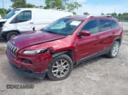 ✅ 2017 Jeep Cherokee Latitude • VIN: 1C4PJLCB3HW577561 • Lot: 43237670. Wystawiony na IAAI z przebiegiem 92 613 mil. Bezpłatny archiwum sprzedaży aukcyjnych z USA i szczegółowy raport historii pojazdu na DreamBid. Zdjęcie 2.