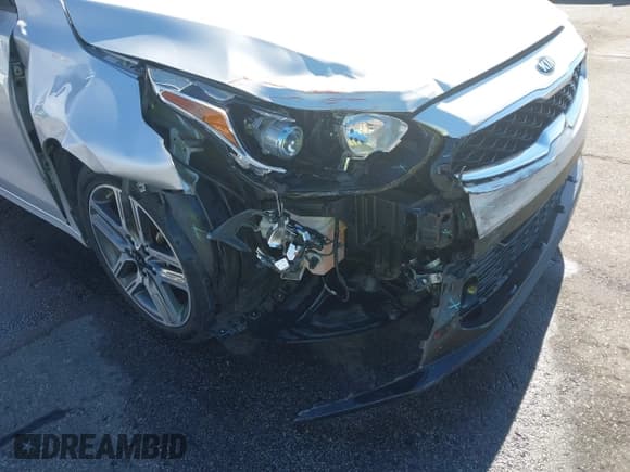 ✅ 2019 Kia Forte S • VIN: 3KPF34AD3KE016259 • Lot: 43183112. Listed on IAAI with 53,335 mi. Free auction sales archive from the USA and detailed vehicle history report at DreamBid. Image 6.
