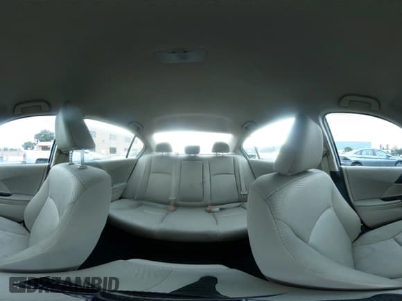 ✅ 2016 Honda Accord LX • VIN: 1HGCR2F34GA141899 • Лот: 43551264. Опубликован ранее на IAAI с пробегом 103 142 миль. Бесплатный доступ к архиву аукционных продаж из США и подробный отчёт об истории автомобиля на DreamBid. Изображение 18.