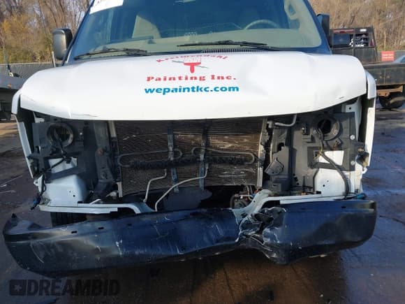 ✅ 2017 Chevrolet Express Cargo • VIN: 1GCWGBFF8H1351757 • Lot: 43738063. Listed on IAAI with 150,892 mi. Free auction sales archive from the USA and detailed vehicle history report at DreamBid. Image 6.