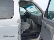 ✅ 2005 Ford Econoline Passenger XL • VIN: 1FBSS31L85HB47161 • Lot: 43884894. Listed on IAAI with 124,166 mi. Free auction sales archive from the USA and detailed vehicle history report at DreamBid. Image 5.