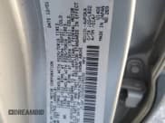 ✅ 2002 Lexus RX 300 • VIN: JTJGF10U520129339 • Лот: 93014065. Опубликован ранее на Copart с пробегом 303 753 миль. Бесплатный доступ к архиву аукционных продаж из США и подробный отчёт об истории автомобиля на DreamBid. Изображение 13.