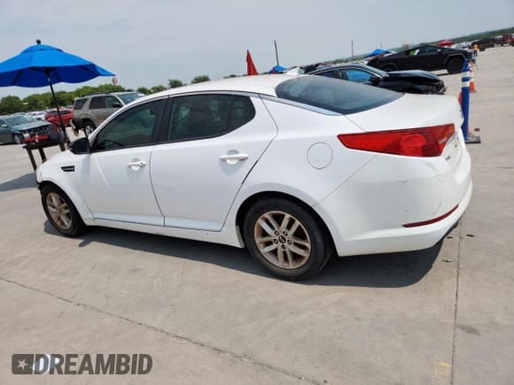 ✅ 2011 Kia Optima LX • VIN: KNAGM4A74B5081089 • Lot: 70653375. Wystawiony na Copart z przebiegiem Nie podano. Bezpłatny archiwum sprzedaży aukcyjnych z USA i szczegółowy raport historii pojazdu na DreamBid. Zdjęcie 2.
