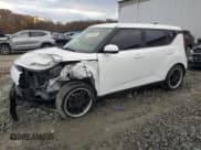 ✅ 2020 Kia Soul LX • VIN: KNDJ23AU4L7004954 • Лот: 91790455. Опубликован ранее на Copart с пробегом 100 134 миль. Бесплатный доступ к архиву аукционных продаж из США и подробный отчёт об истории автомобиля на DreamBid. Изображение 1.