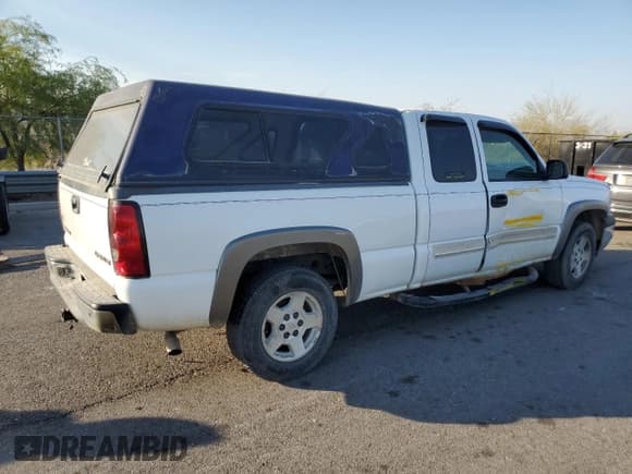 ✅ 2005 Chevrolet Silverado 1500 Z71 • VIN: 1GCEK19B15Z352310 • Лот: 69830384. Опубликован ранее на Copart с пробегом 203 858 миль. Бесплатный доступ к архиву аукционных продаж из США и подробный отчёт об истории автомобиля на DreamBid. Изображение 3.