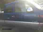 2000 Chevrolet Silverado 1500 LS z VIN 2GCEC19T5Y1218645, wystawiony jako IAAI lot #43314281 z przebiegiem 240 959 mil mil oraz . Historia ofert i sprzedaży dostępna na DreamBid. Obrazek 13.