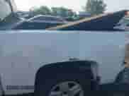 2007 Chevrolet Silverado 1500 1LT with VIN 2GCEK13M271625115, listed as a IAAI auction lot 42682178 with 121,597 mi miles and . Bid and sale history available at DreamBid. Image 6.