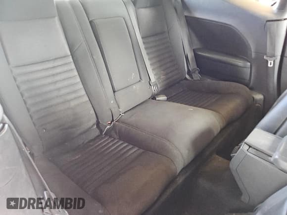 ✅ 2012 Dodge Challenger SXT • VIN: 2C3CDYAG9CH291291 • Lot: 73776384. Wystawiony na Copart z przebiegiem 139 441 mil. Bezpłatny archiwum sprzedaży aukcyjnych z USA i szczegółowy raport historii pojazdu na DreamBid. Zdjęcie 11.