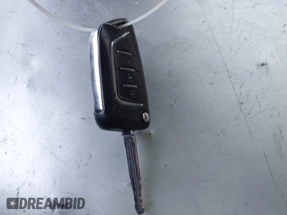 ✅ 2007 Toyota RAV4 Limited • VIN: JTMZK31V075010036 • Лот: 43771431. Опубликован ранее на IAAI с пробегом 306 875 миль. Бесплатный доступ к архиву аукционных продаж из США и подробный отчёт об истории автомобиля на DreamBid. Изображение 11.