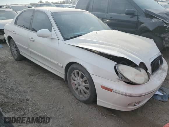 2004 Hyundai Sonata GLS z VIN KMHWF35H34A967805, wystawiony jako Copart lot #84976714 z przebiegiem 126 514 mil mil oraz Nie do naprawy • Non repairable. Historia ofert i sprzedaży dostępna na DreamBid. Obrazek 4.