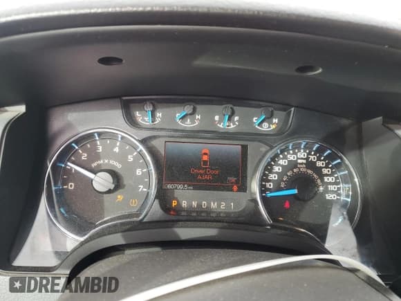 ✅ 2014 Ford F-150 STX • VIN: 1FTFW1CF0EKF09371 • Lot: 91623565. Wystawiony na Copart z przebiegiem 60 799 mil. Bezpłatny archiwum sprzedaży aukcyjnych z USA i szczegółowy raport historii pojazdu na DreamBid. Zdjęcie 9.