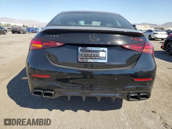 ✅ 2024 Mercedes-Benz C 63 S AMG E Performance • VIN: W1KAF8AB1RR236561 • Lot: 74100654. Wystawiony na Copart z przebiegiem 738 mil. Bezpłatny archiwum sprzedaży aukcyjnych z USA i szczegółowy raport historii pojazdu na DreamBid. Zdjęcie 6.