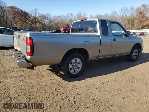 ✅ 2000 Nissan Frontier XE • VIN: 1N6DD26S4YC340673 • Lot: 92228425. Wystawiony na Copart z przebiegiem 113 656 mil. Bezpłatny archiwum sprzedaży aukcyjnych z USA i szczegółowy raport historii pojazdu na DreamBid. Zdjęcie 3.