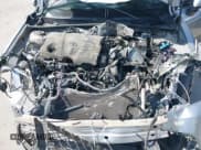 ✅ 2019 Toyota Camry LE • VIN: 4T1B11HK0KU690552 • Lot: 43219628. Wystawiony na IAAI z przebiegiem 98 600 mil. Bezpłatny archiwum sprzedaży aukcyjnych z USA i szczegółowy raport historii pojazdu na DreamBid. Zdjęcie 10.