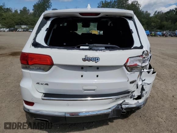 ✅ 2020 Jeep Grand Cherokee Summit • VIN: 1C4RJFJT6LC127659 • Lot: 70751565. Listed on Copart with 85,589 mi. Free auction sales archive from the USA and detailed vehicle history report at DreamBid. Image 6.
