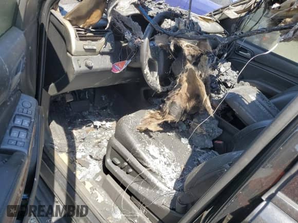 2020 Chevrolet Suburban Premier с VIN 1GNSCJKC4LR274399, выставлен на аукционе Copart как лот 70371165 с пробегом Не указан миль и На запчасти • Non repairable. История ставок и продаж доступна на DreamBid. Изображение 8.