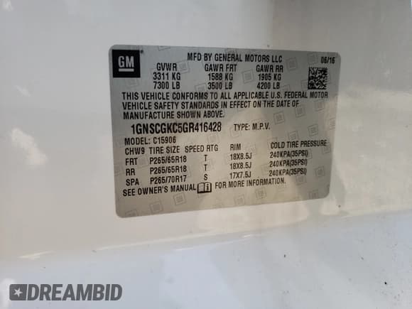 ✅ 2016 Chevrolet Suburban LS • VIN: 1GNSCGKC5GR416428 • Lot: 57047281. Wystawiony na Copart z przebiegiem 13 334 mil. Bezpłatny archiwum sprzedaży aukcyjnych z USA i szczegółowy raport historii pojazdu na DreamBid. Zdjęcie 10.