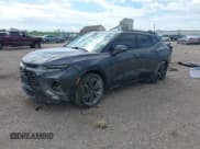 ✅ 2021 Chevrolet Blazer RS • VIN: 3GNKBKRS2MS542967 • Lot: 42617417. Wystawiony na IAAI z przebiegiem 48 571 mil. Bezpłatny archiwum sprzedaży aukcyjnych z USA i szczegółowy raport historii pojazdu na DreamBid. Zdjęcie 2.