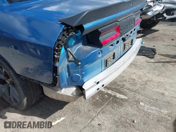 ✅ 2021 Dodge Challenger SXT • VIN: 2C3CDZAGXMH615548 • Lot: 43558480. Listed on IAAI with 68,946 mi. Free auction sales archive from the USA and detailed vehicle history report at DreamBid. Image 18.