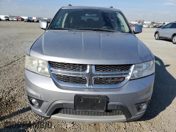 ✅ 2017 Dodge Journey SXT • VIN: 3C4PDCBG5HT526900 • Lot: 92968665. Listed on Copart with 92,069 mi. Free auction sales archive from the USA and detailed vehicle history report at DreamBid. Image 5.