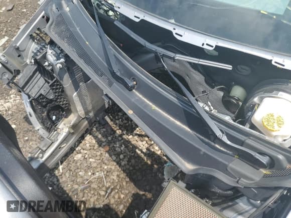 ✅ 2021 Jeep Grand Cherokee Limited • VIN: 1C4RJFBG0MC787151 • Лот: 66693525. Опубликован ранее на Copart с пробегом Не указан. Бесплатный доступ к архиву аукционных продаж из США и подробный отчёт об истории автомобиля на DreamBid. Изображение 12.