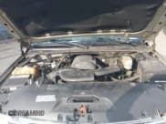 ✅ 2004 Chevrolet Suburban LT • VIN: 3GNFK16Z94G281319 • Lot: 42978931. Listed on IAAI with Not provided. Free auction sales archive from the USA and detailed vehicle history report at DreamBid. Image 10.