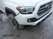 ✅ 2016 Toyota Tacoma SR5 • VIN: 5TFSZ5AN6GX007770 • Lot: 41546692. Wystawiony na IAAI z przebiegiem 32 864 mil. Bezpłatny archiwum sprzedaży aukcyjnych z USA i szczegółowy raport historii pojazdu na DreamBid. Zdjęcie 6.