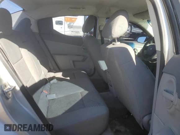 ✅ 2008 Dodge Avenger SE • VIN: 1B3LC46K18N104257 • Lot: 44180935. Wystawiony na Copart z przebiegiem 186 519 mil. Bezpłatny archiwum sprzedaży aukcyjnych z USA i szczegółowy raport historii pojazdu na DreamBid. Zdjęcie 10.