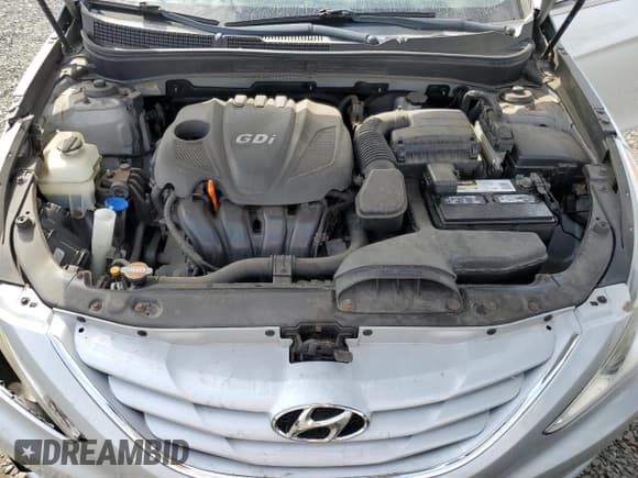 ✅ 2012 Hyundai Sonata GLS • VIN: 5NPEB4AC3CH462706 • Lot: 72725694. Listed on Copart with 68,701 mi. Free auction sales archive from the USA and detailed vehicle history report at DreamBid. Image 12.