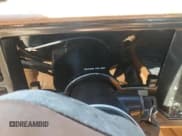 ✅ 1990 Buick Reatta • VIN: 1G4EC33C7LB906610 • Lot: 81840844. Wystawiony na Copart z przebiegiem Nie podano. Bezpłatny archiwum sprzedaży aukcyjnych z USA i szczegółowy raport historii pojazdu na DreamBid. Zdjęcie 9.