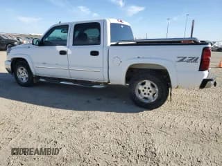 ✅ 2007 Chevrolet Silverado 1500 LS • VIN: 2GCEK13T371161386 • Lot: 86472635. Listed on Copart with 298,172 mi. Free auction sales archive from the USA and detailed vehicle history report at DreamBid. Image 2.