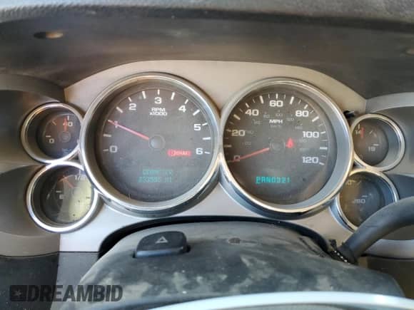 2007 GMC Sierra 1500 SLT with VIN 2GTEC13J671534478, listed as a Copart auction lot 87047235 with 233,555 mi miles and Clean title. Bid and sale history available at DreamBid. Image 9.