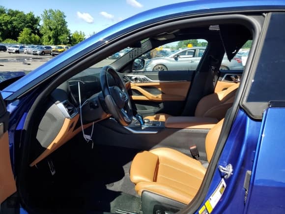 ✅ 2022 BMW i4 M50 • VIN: WBY33AW04NFM42431 • Lot: 60519024. Listed on Copart with 53,447 mi. Free auction sales archive from the USA and detailed vehicle history report at DreamBid. Image 7.