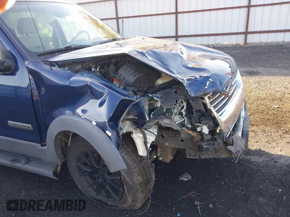 ✅ 2006 Ford Explorer XLT • VIN: 1FMEU73E16UA26114 • Lot: 43667853. Wystawiony na IAAI z przebiegiem 150 467 mil. Bezpłatny archiwum sprzedaży aukcyjnych z USA i szczegółowy raport historii pojazdu na DreamBid. Zdjęcie 6.