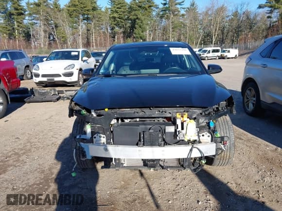 ✅ 2023 Hyundai Kona Limited • VIN: KM8K53AG6PU163791 • Lot: 43637198. Listed on IAAI with 26,338 mi. Free auction sales archive from the USA and detailed vehicle history report at DreamBid. Image 13.