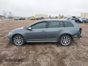 ✅ 2019 Volkswagen Golf S • VIN: 3VWH17AU7KM520624 • Lot: 41829713. Wystawiony na IAAI z przebiegiem 55 985 mil. Bezpłatny archiwum sprzedaży aukcyjnych z USA i szczegółowy raport historii pojazdu na DreamBid. Zdjęcie 15.