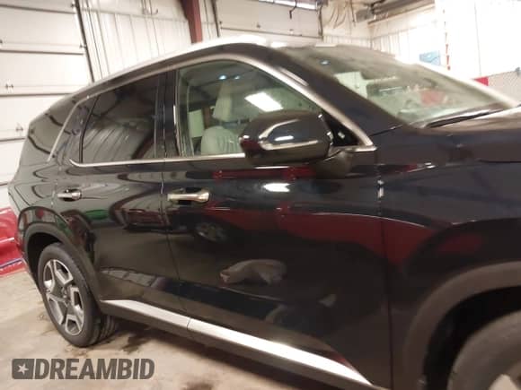 ✅ 2025 Hyundai Palisade Limited • VIN: KM8R54GE3SU830660 • Лот: 41888890. Размещён на IAAI с пробегом 7 513 миль миль. Получите бесплатный доступ к архиву аукционных продаж из США и посмотрите подробный отчёт об истории автомобиля на DreamBid. Изображение 13.