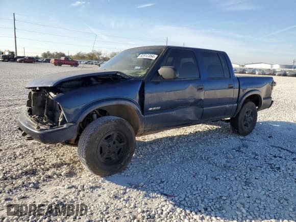 ✅ 2004 Chevrolet S-10 LS • VIN: 1GCDT13X04K139711 • Лот: 82912354. Опубликован ранее на Copart с пробегом Не указан. Бесплатный доступ к архиву аукционных продаж из США и подробный отчёт об истории автомобиля на DreamBid. Изображение 1.