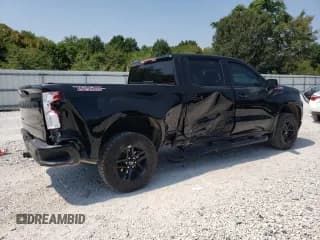 ✅ 2021 Chevrolet Silverado 1500 LT Trail Boss • VIN: 3GCPYFEL1MG133025 • Lot: 69059814. Wystawiony na Copart z przebiegiem 60 737 mil. Bezpłatny archiwum sprzedaży aukcyjnych z USA i szczegółowy raport historii pojazdu na DreamBid. Zdjęcie 3.