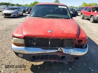 1999 Dodge Dakota SLT z VIN 1B7GL22X1XS249532, wystawiony jako Copart lot #56391484 z przebiegiem 154 117 mil mil oraz Szkoda całkowita • Salvage title. Historia ofert i sprzedaży dostępna na DreamBid. Obrazek 5.